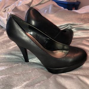 G by guess stiletto platforms black